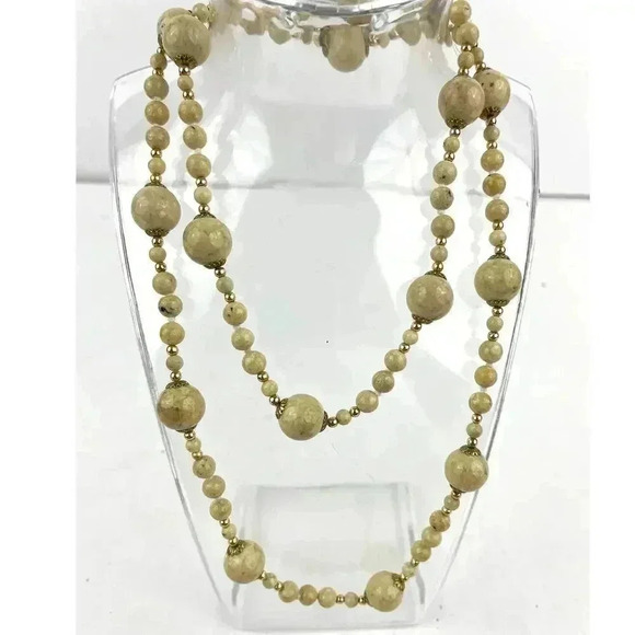 Natural Stone Beige Beaded Necklace 31" Long Various Size Beads - Picture 11 of 12